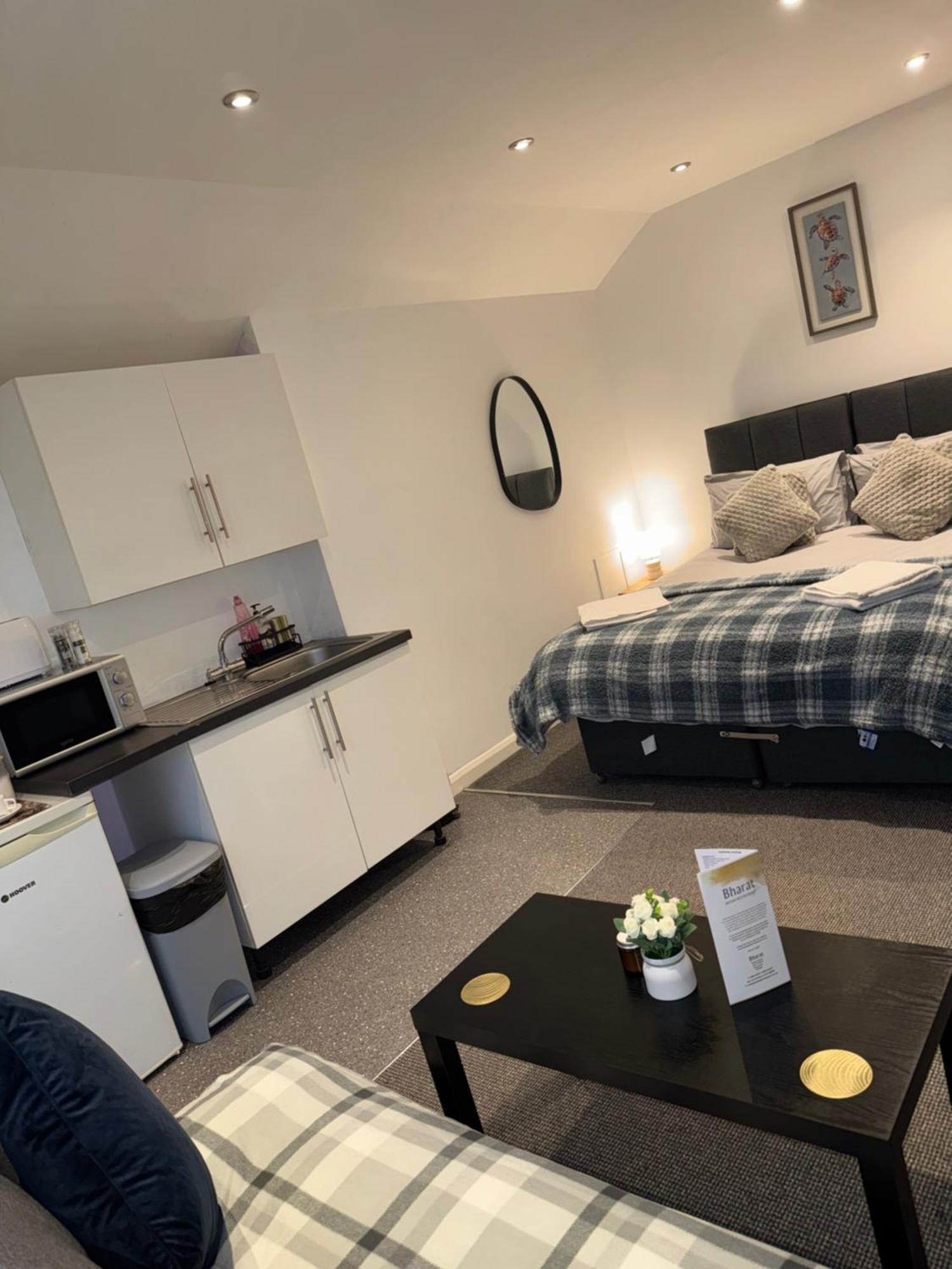 Cosy Countryside Stay- Waters Upton, Telford Exterior foto